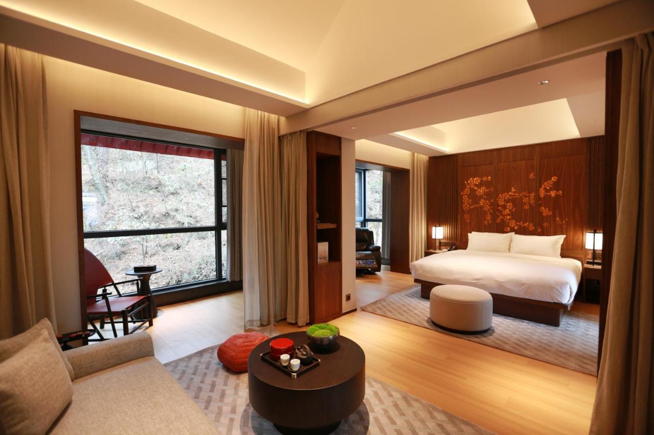 Wudang Mountain The Yew House Hotel Wudangshan Phòng bức ảnh